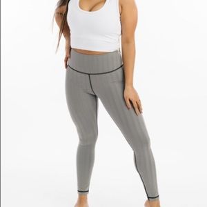 Zyia Herringbone Leggings